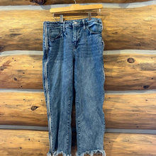Load image into Gallery viewer, Wild Fable Zippered Side Straight Leg Jeans size 10
