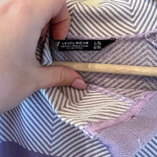 Load image into Gallery viewer, Levelwear Purple Long Sleeve size L/XL
