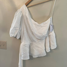 Load image into Gallery viewer, Nine West One Shoulder Top size XL
