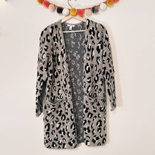 Load image into Gallery viewer, Nine West Leopard Cardigan size XS

