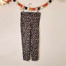 Load image into Gallery viewer, H&amp;M Leopard Pants
