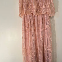 Load image into Gallery viewer, Forever 21 Strapless Pink Maxi Dress size Small
